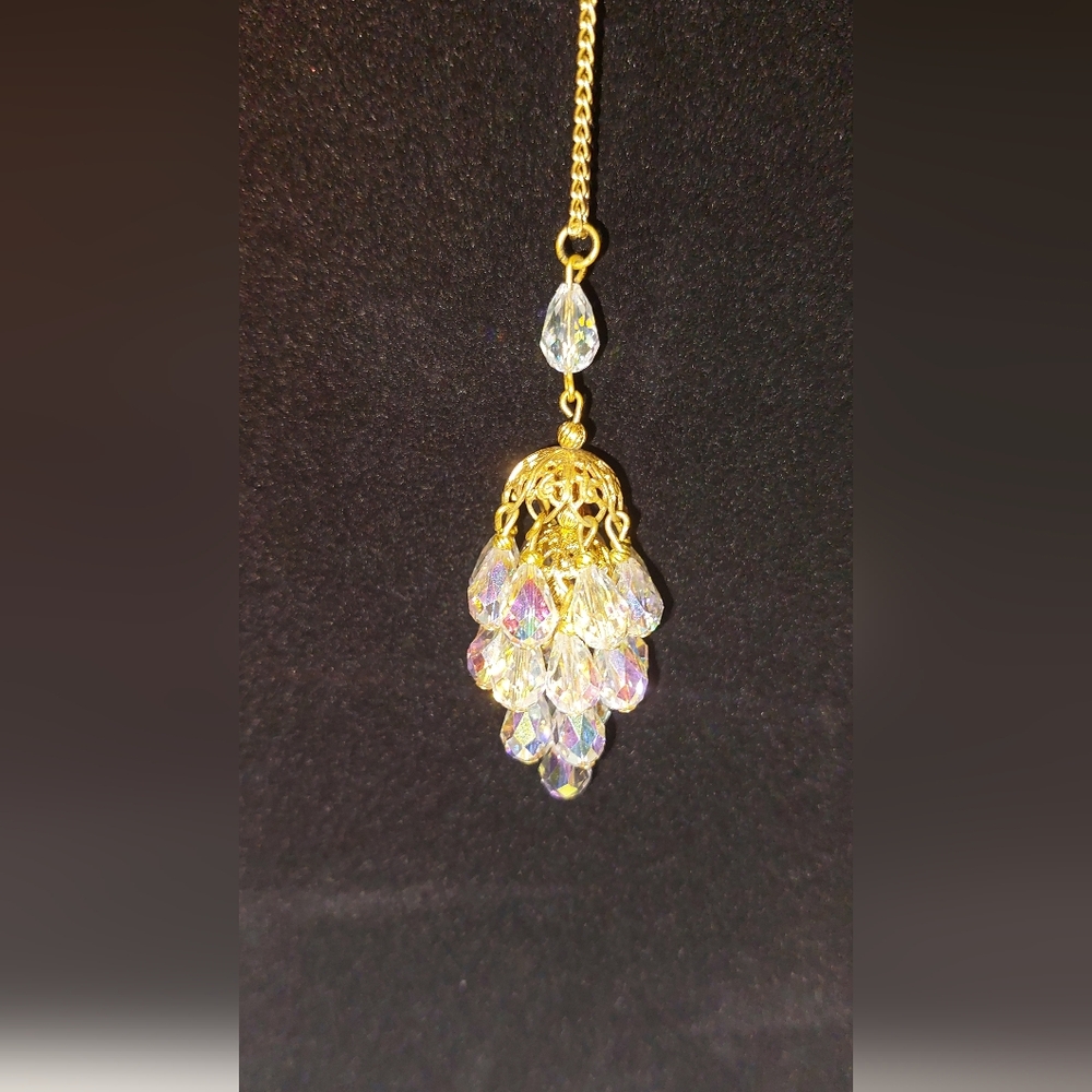 Vintage Estate Sale Piece Goldtone and AB Crystal Drop Necklace - Picture 3 of 7